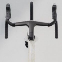 Trek MADONE SLR 7 AXS Gen 8 - Carbon Road Bike - 2025