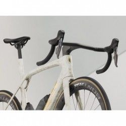 Trek MADONE SLR 7 AXS Gen 8 - Carbon Road Bike - 2025