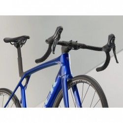 Trek MADONE SL 5 GEN 8 - Carbon Road Bike - 2025