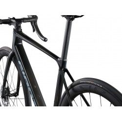 TCR Advanced Pro 1 Di2 2025