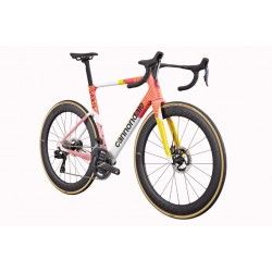 SuperSix EVO LAB71 Team