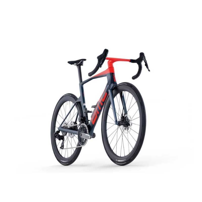 Teammachine R 01 THREE