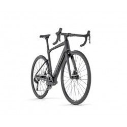 Roadmachine 01 AMP THREE